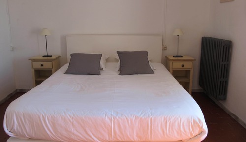 Basic Double Room, Ensuite (5)