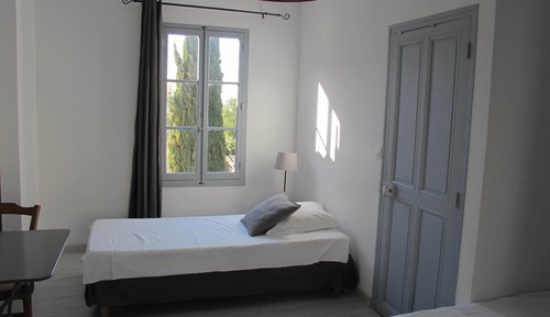 Classic Triple Room, Ensuite (1)