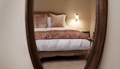 Family Room (Balfour Suite)