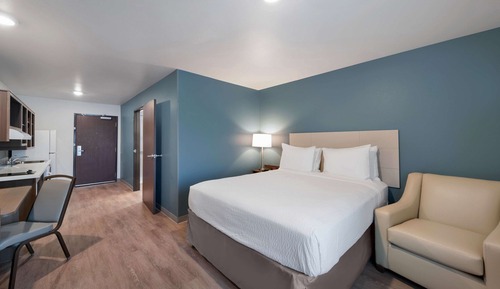 Standard Room, 1 Queen Bed, Non Smoking