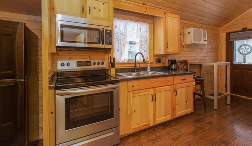 Deluxe Cabin #10