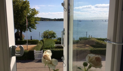 Panoramic Room, 1 Queen Bed, Shared Bathroom, Sea View