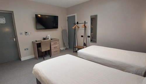 Deluxe Quadruple Room