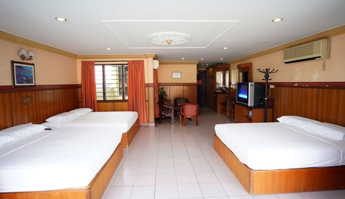 Executive Family Suite