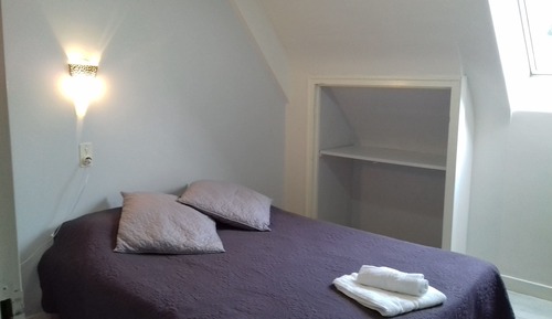 Double Room (Toilet not in the room)