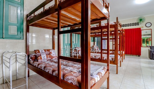 Shared Dormitory, Mixed Dorm