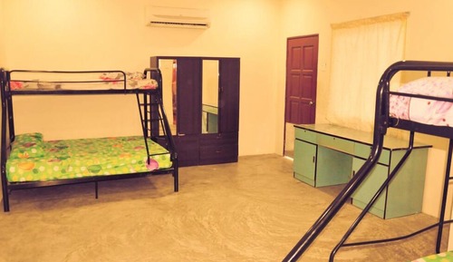 Family Room (6 Person)