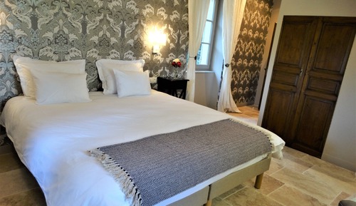 Comfort Double Room (Rouge)
