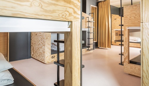 1 Bed in a 8-12 people mixed shared room