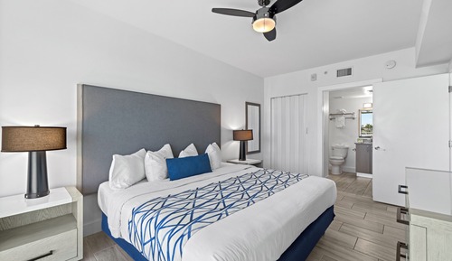 Premium Suite, 2 Bedrooms, 2 Bathrooms (Bay Front)