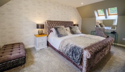 Luxury Room, 1 Super-King Bed, Balcony, Mountain View