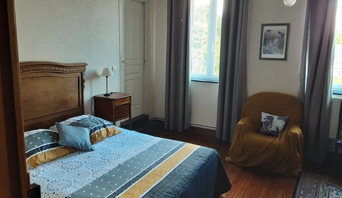 Yellow Double Room 