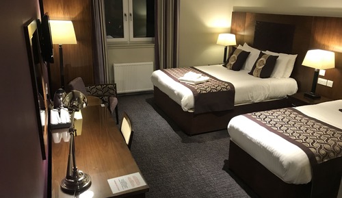 Executive Suite, Ensuite