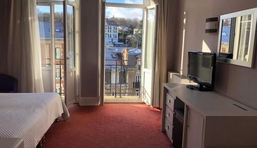 Classic Room, Non Smoking, City View
