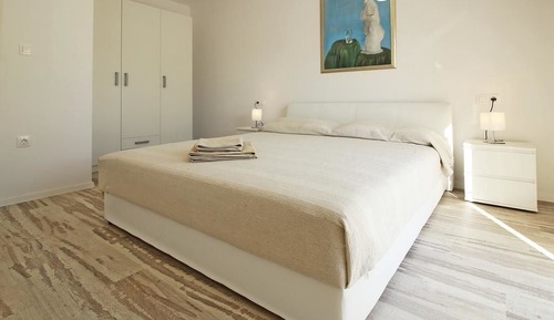 Apartment, 1 Queen Bed with Sofa bed, Garden View