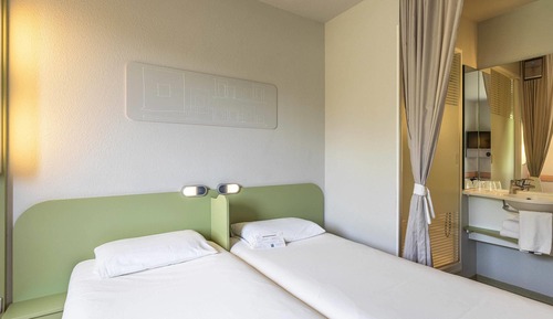 Twin Room, 2 Twin Beds