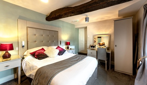 Deluxe Double Room, Ensuite (Room 1)