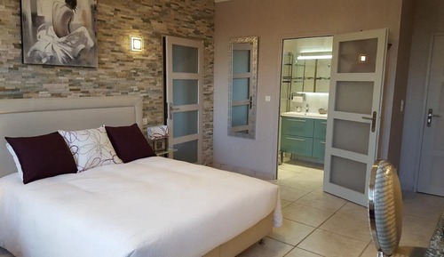 Double Room, Pool View (Chambre Design)