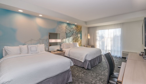 Room, 2 Queen Beds (Mobility/Hearing Accessible, Tub)