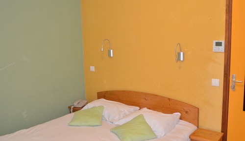 Standard Room, 1 Queen Bed, Non Smoking