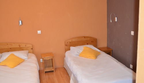 Triple Room, Multiple Beds, Non Smoking