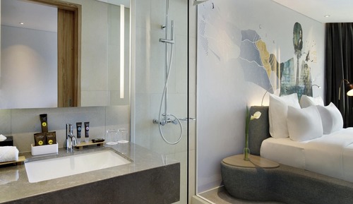Deluxe Room, 1 King Bed
