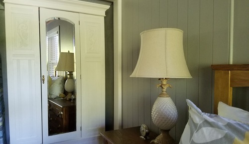 Cabin, 1 King Bed (Cabin #4)