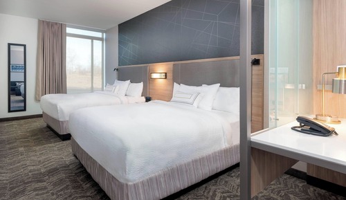 Suite, Multiple Beds