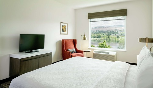 Suite, 1 Bedroom, River View