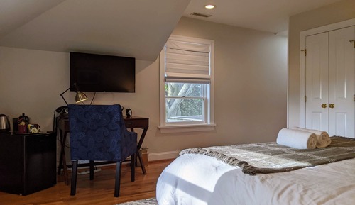 Premium Room, 1 Queen Bed, Garden View