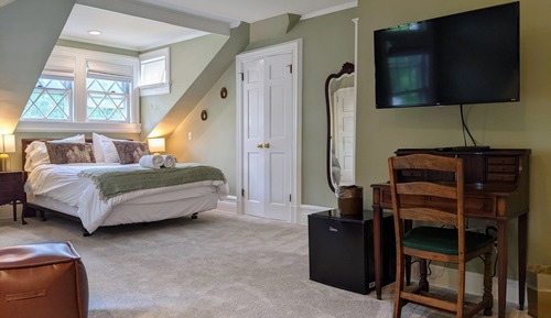 Standard Room, 1 Queen Bed, Non Smoking