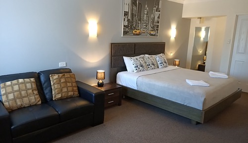 Deluxe Double or Twin Room, 1 King Bed, Garden View