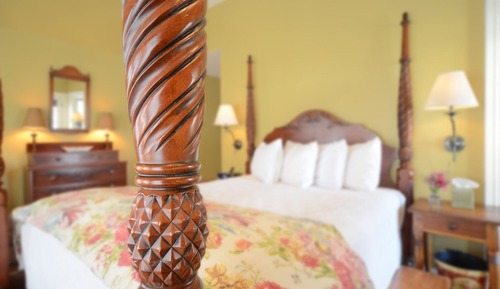 Room, 1 Queen Bed, Non Smoking (High Rock Spring Room)