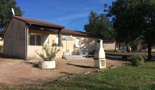 Family House, Bathtub, Park View