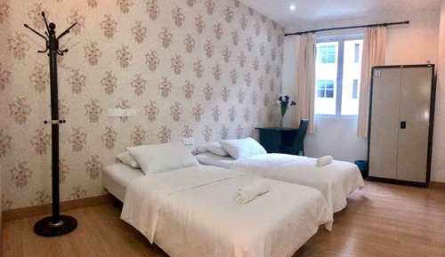 Twin Room, Shared Bathroom