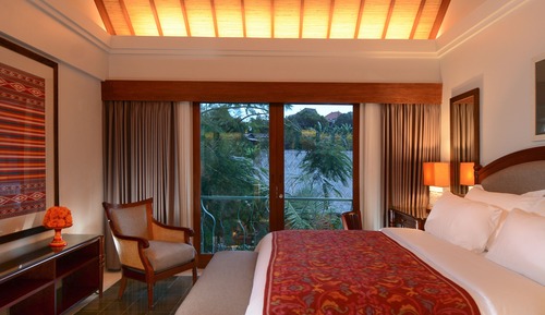 1 Bedroom Suite with Balcony