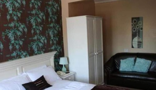 Family Room, Ensuite