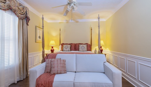 Elizabeth Room, #17