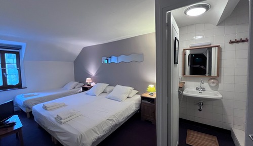 private shower with shared toilets