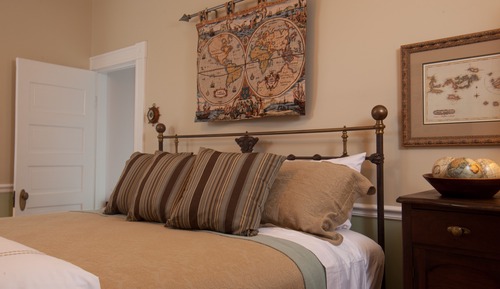 Comfort Single Room, 1 Queen Bed