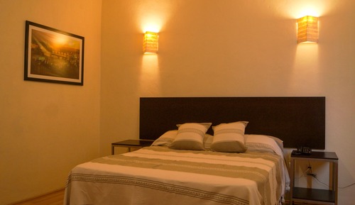 Deluxe Room, Valley View, Poolside