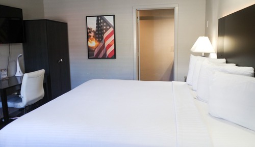 King Queen Queen Suite