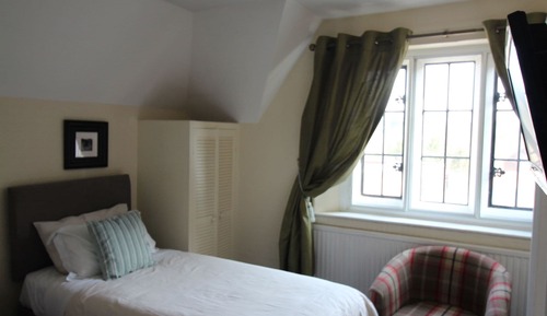 Twin Room, Ensuite (Ruskins)