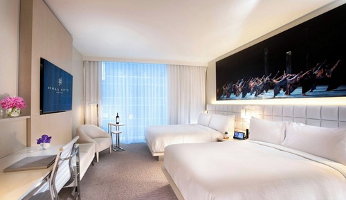 Deluxe Room, 2 Queen Beds, Non Smoking, City View (Mobility Accessible, Transfer Shower)