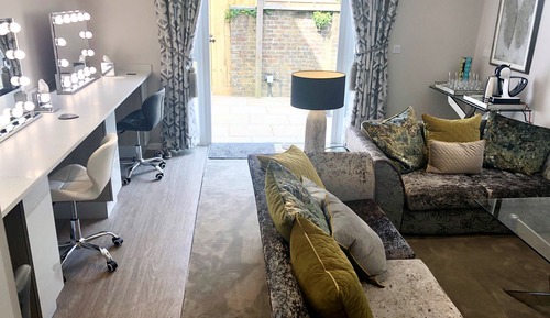 Suite (Pamper & Prep Suite)