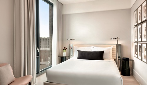 Standard Room, 1 Queen Bed