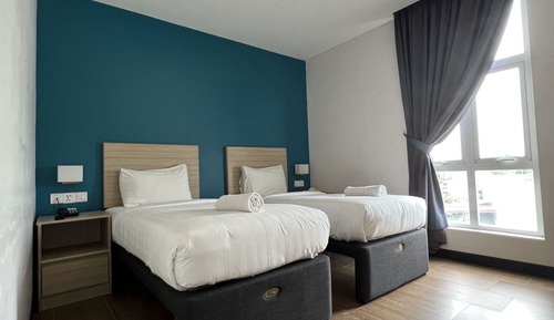 Deluxe Twin Single Room