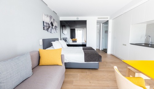 Family Room, Kitchenette, Park View