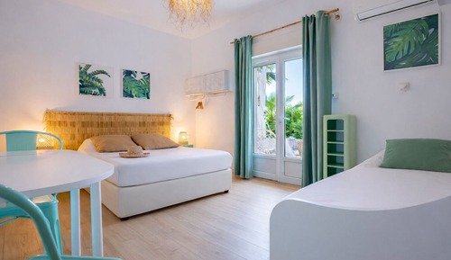 Family Double Room, Kitchenette (garden)