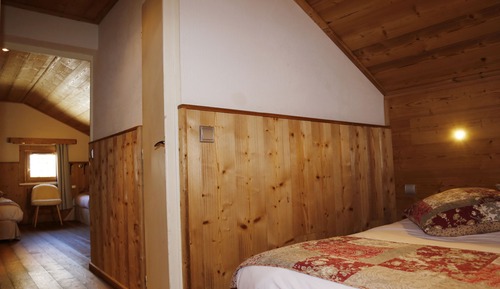 Cosy Family Room - Terrace